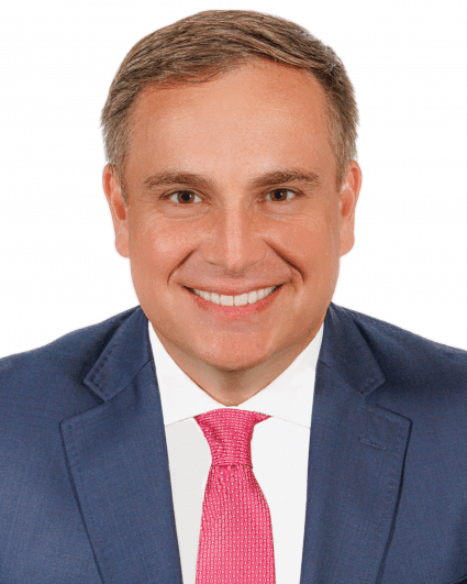 Dom headshot bio 2024 2
